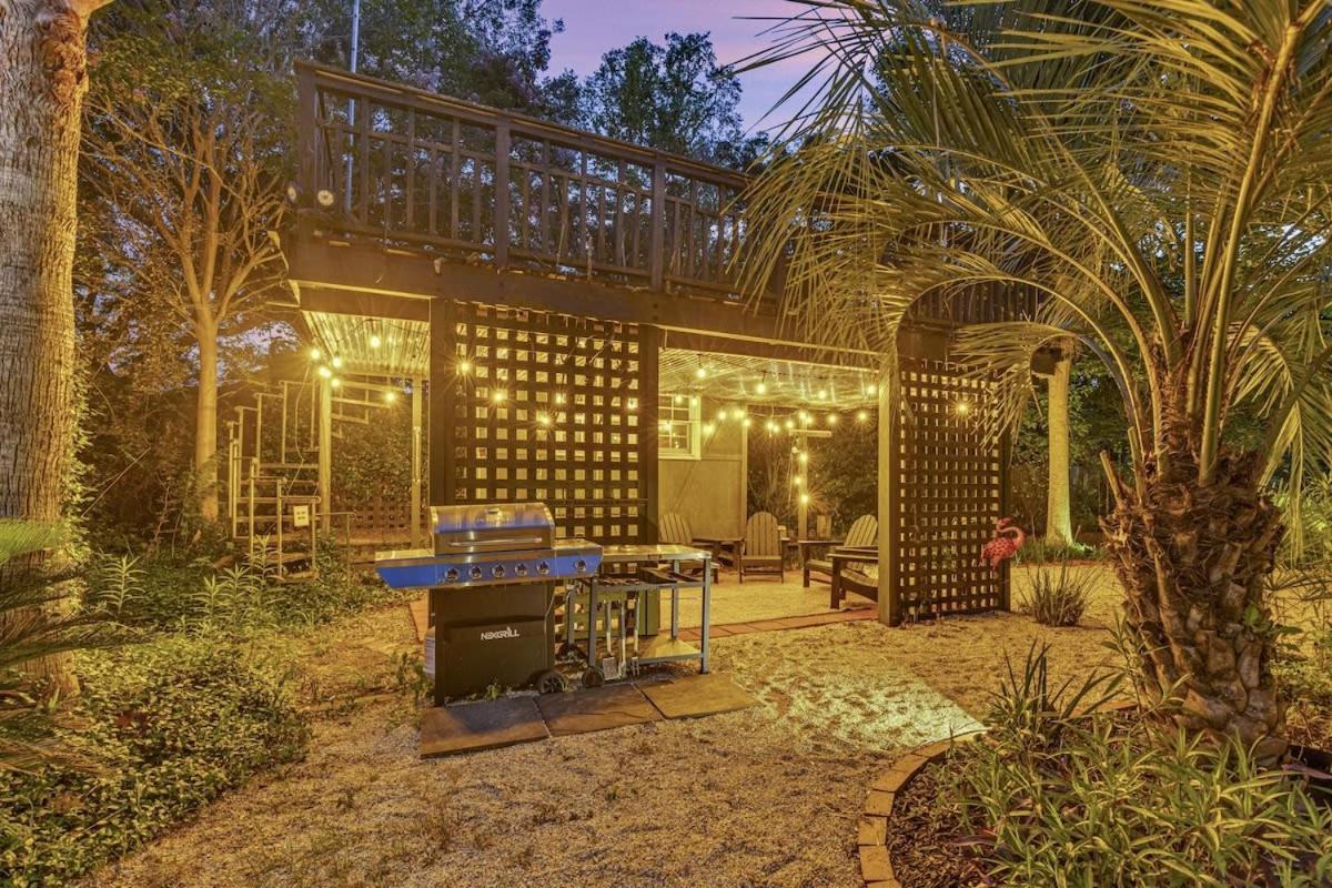 Bare Feet Bungalow -Close To Beach & Dog Friendly Gulfport Esterno foto