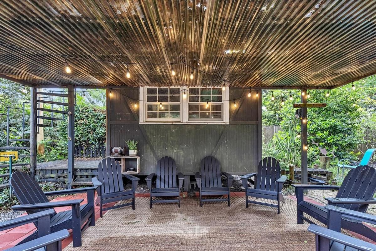 Bare Feet Bungalow -Close To Beach & Dog Friendly Gulfport Esterno foto